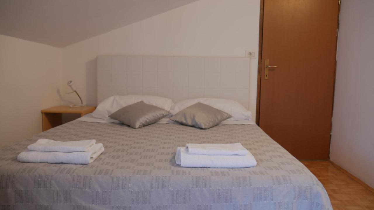 Apartment Kornarija ブイェ エクステリア 写真